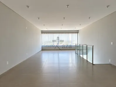 Ponto Comercial para alugar, 200m² no Conjunto Residencial Trinta e Um de Março, São José dos Campos