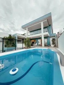 Casa com 3 Quartos à venda, 280m² no Lagoa, Macaé