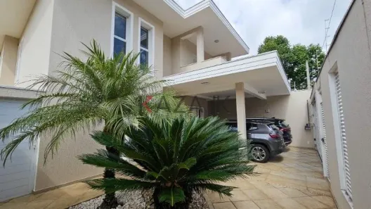 Sobrado com 3 Quartos à venda, 294m² no Jardim Santa Adelaide, Jundiaí