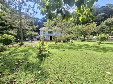 Casa com 3 Quartos à venda, 3840m² no Albuquerque, Teresópolis