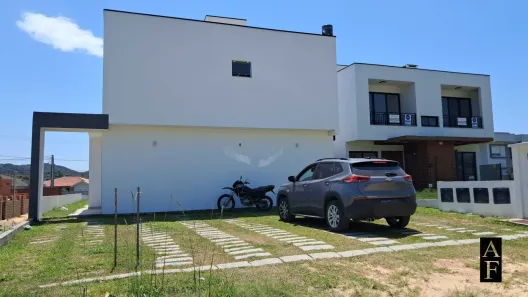 Apartamento com 2 Quartos à venda, 71m² no Ambrósio, Garopaba