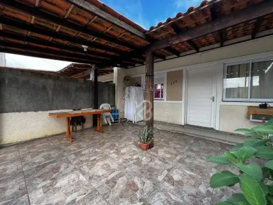 Casa com 2 Quartos à venda, 45m² no Três Marias, Esteio