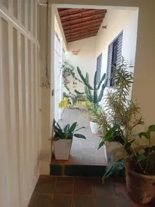 Casa com 3 Quartos à venda, 150m² no Carajás, Uberlândia