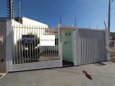 Casa com 3 Quartos à venda, 180m² no Parque Verde, Cascavel