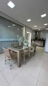 Casa de Condomínio com 5 Quartos à venda, 320m² no Jardim Inconfidência, Uberlândia