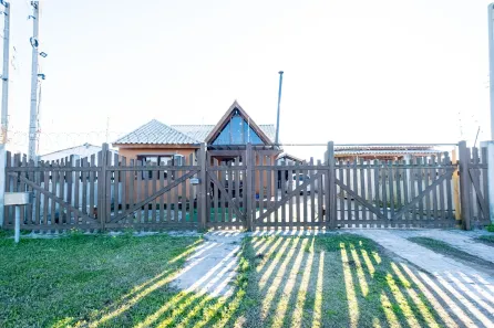 Casa com 2 Quartos à venda, 90m² no Laranjal, Pelotas