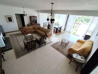 Casa com 4 Quartos à venda, 192m² no Vale dos Pinheiros, Nova Friburgo