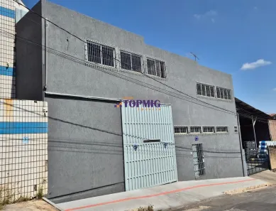 Galpão/Depósito/Armazém à venda, 370m² no Vila Paris, Contagem