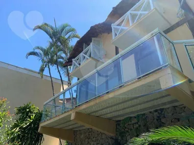 Casa de Condomínio com 3 Quartos à venda, 250m² no Piratininga, Niterói