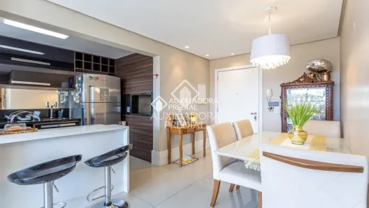 Apartamento com 2 Quartos para alugar, 59m² no São João, Porto Alegre
