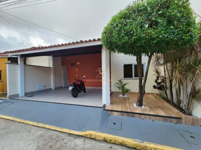 Casa de Condomínio com 3 Quartos à venda, 150m² no Recanto Fialho, São Luís