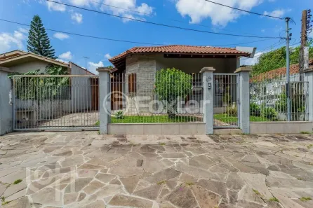 Casa com 3 Quartos à venda, 360m² no Chácara das Pedras, Porto Alegre