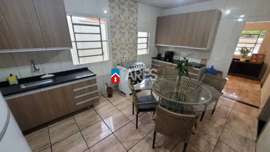 Casa com 5 Quartos para alugar, 330m² no Vila Cecchino, Americana