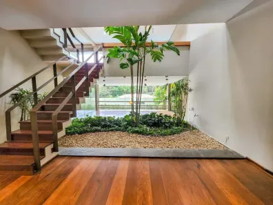 Casa com 5 Quartos para alugar, 900m² no Paineiras do Morumbi, São Paulo