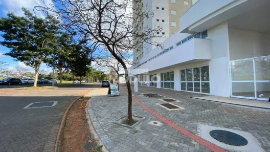 Ponto Comercial para alugar, 76m² no Granja Marileusa, Uberlândia