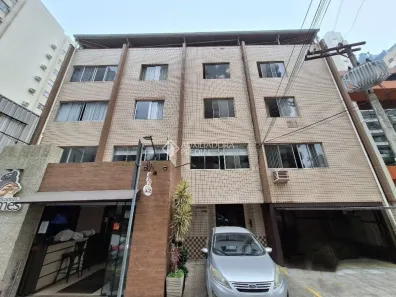 Apartamento com 3 Quartos para alugar, 120m² no Centro, Florianópolis