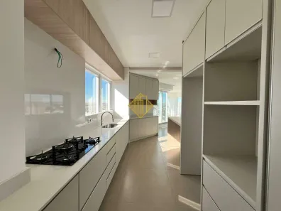 Apartamento com 3 Quartos para alugar, 171m² no Vila Industrial, Toledo