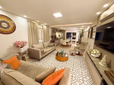 Casa com 3 Quartos à venda, 167m² no Centro, Tubarão