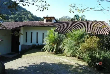 Casa de Condomínio com 3 Quartos à venda, 10m² no Independência, Petrópolis