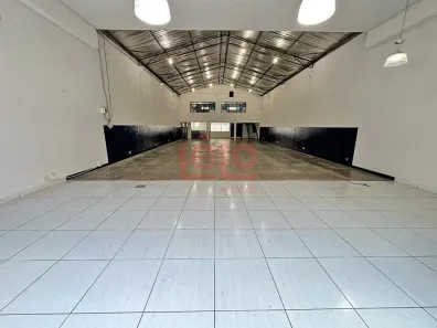 Galpão/Depósito/Armazém para alugar, 303m² no Jardim Alvorada, Maringá