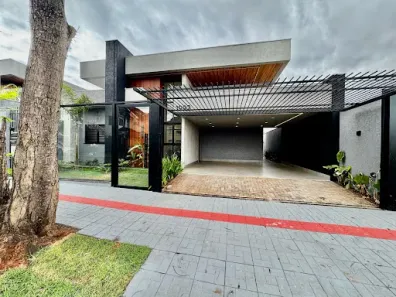 Casa com 3 Quartos à venda, 185m² no Jardim Iguaçu, Maringá