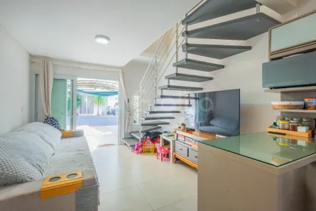 Casa de Condomínio com 2 Quartos à venda, 73m² no Armação do Pântano do Sul, Florianópolis