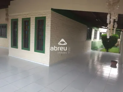 Casa com 6 Quartos à venda, 300m² no Capim Macio, Natal