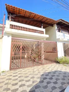 Sobrado com 3 Quartos à venda, 192m² no Parque Suzano, Suzano