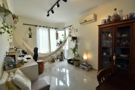 Apartamento com 2 Quartos à venda, 55m² no Abraão, Florianópolis