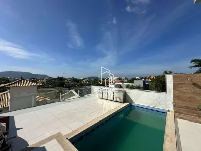 Casa com 3 Quartos à venda, 360m² no Itaipu, Niterói