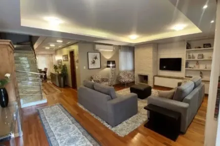 Casa com 3 Quartos à venda, 202m² no Petrópolis, Porto Alegre