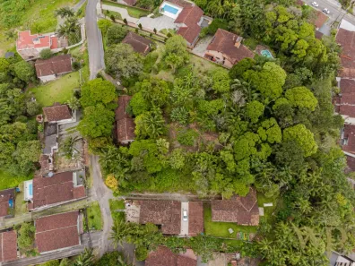 Lote/Terreno à venda, 808m² no Anita Garibaldi, Joinville