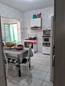 Casa com 2 Quartos à venda, 48m² no Jardim Castanheira, São José dos Campos