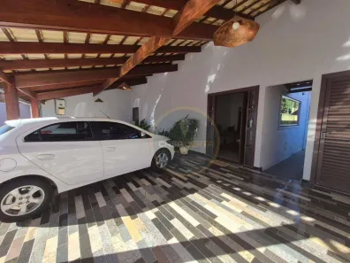 Casa com 3 Quartos à venda, 213m² no Nossa Senhora da Abadia, Uberaba