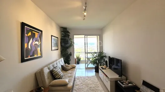 Apartamento com 2 Quartos para alugar, 74m² no Itacorubi, Florianópolis