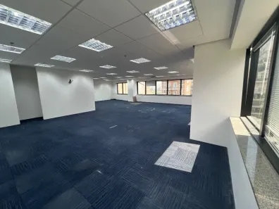 Sala Comercial para alugar, 150m² no Vila Nova Conceição, São Paulo