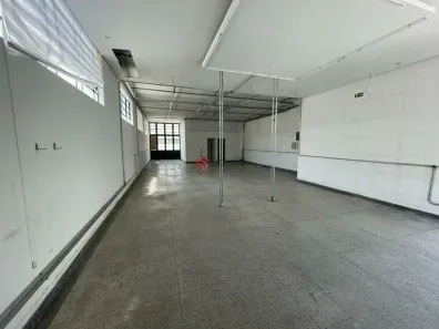 Prédio Comercial para alugar, 336m² no Vila Nova Manchester, São Paulo