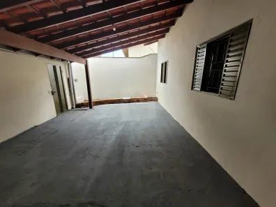 Casa com 2 Quartos à venda, 160m² no Jardim Europa, Uberlândia
