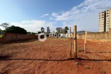 Lote/Terreno à venda, 660m² no Patrimônio, Uberlândia