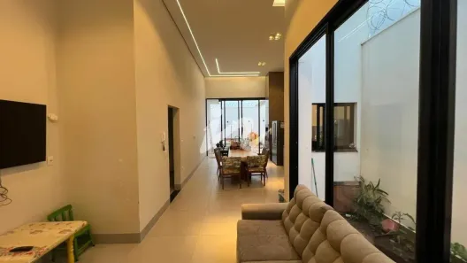 Casa com 4 Quartos à venda, 170m² no Novo Mundo, Uberlândia
