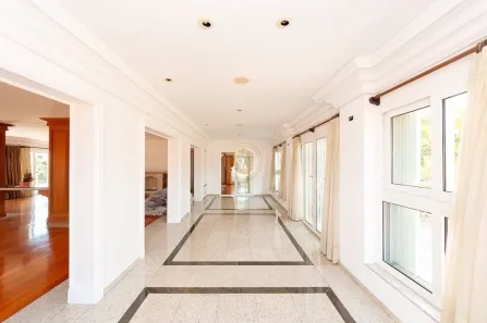 Casa com 4 Quartos para alugar, 1067m² no Vista Alegre, Curitiba