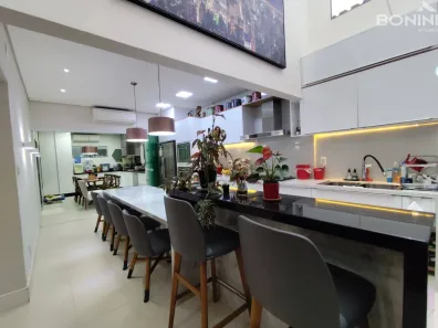 Casa com 3 Quartos à venda, 240m² no Parque Novo Mundo, Americana