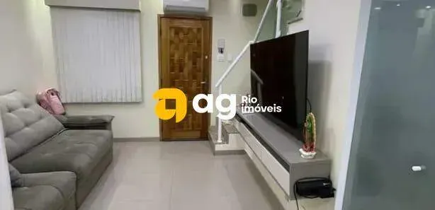 Casa com 2 Quartos à venda, 110m² no Bento Ribeiro, Rio de Janeiro
