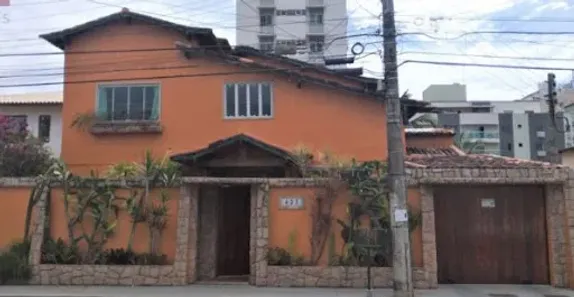 Casa com 5 Quartos à venda, 386m² no Riviera Fluminense, Macaé