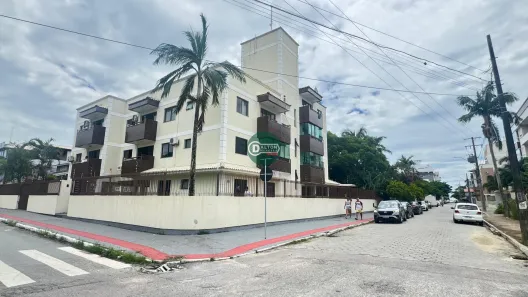 Apartamento com 1 Quarto à venda, 44m² no Canasvieiras, Florianópolis