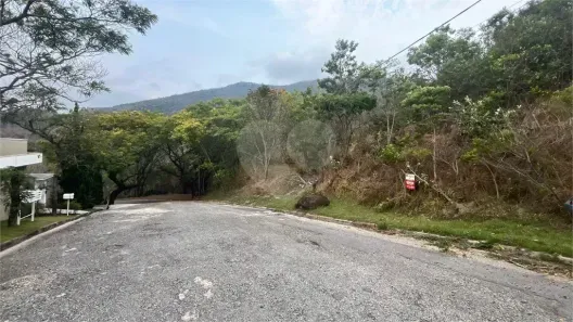 Lote/Terreno à venda, 1050m² no Alpes de Atibaia, Atibaia