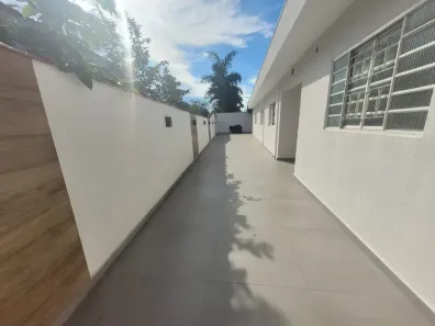 Casa com 3 Quartos à venda, 156m² no Parque São Domingos, Pindamonhangaba