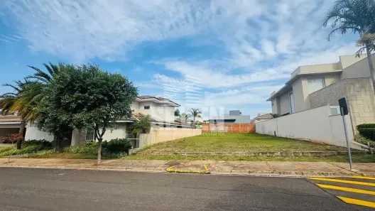 Lote/Terreno à venda, 448m² no Vila Aviação, Bauru