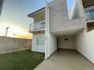 Sobrado com 3 Quartos à venda, 130m² no Jardim Gisela, Toledo