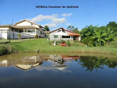 Fazenda/Sítio com 3 Quartos à venda, 1300m² no Centro, Porangaba